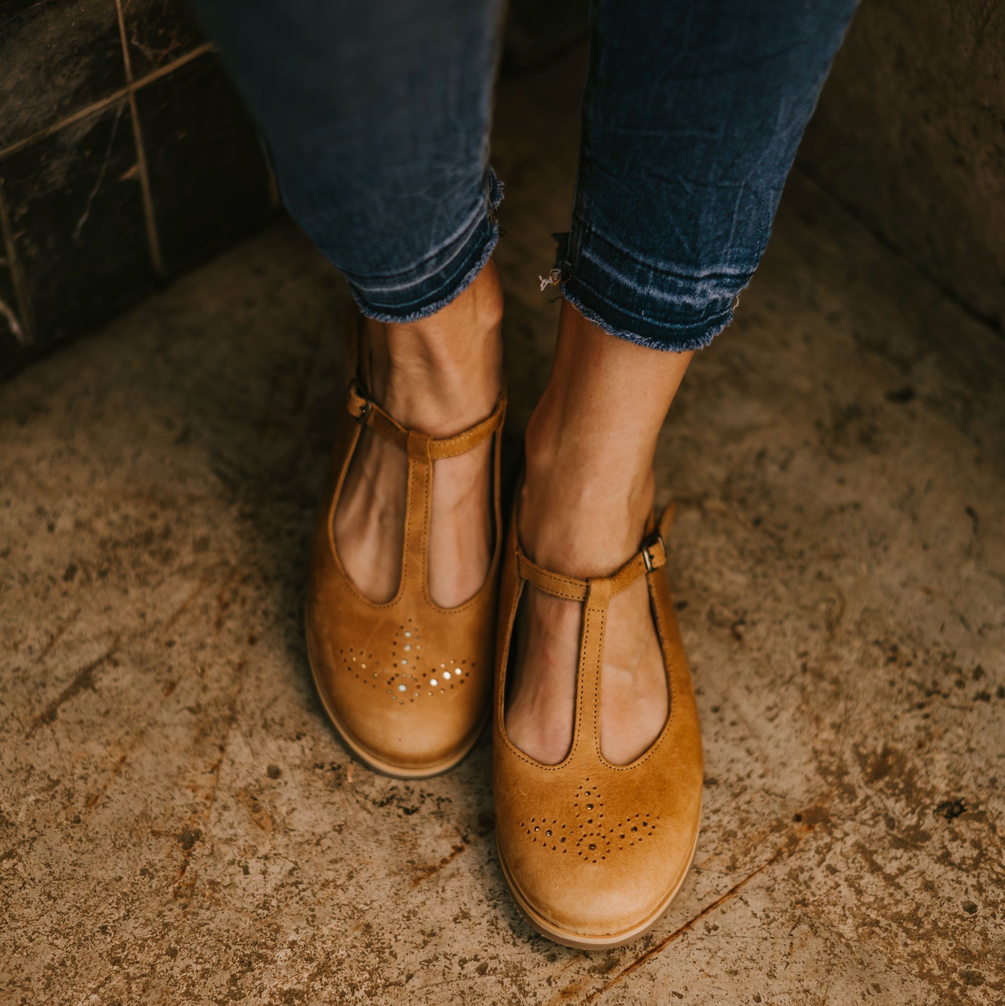 Lia Diesel with metallic detail - Image 9