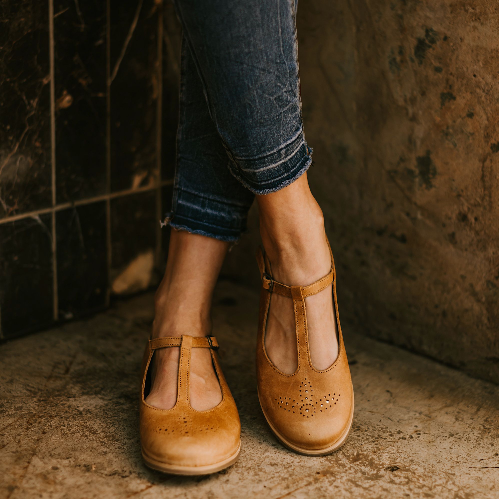 Lia Diesel with metallic detail - Image 10
