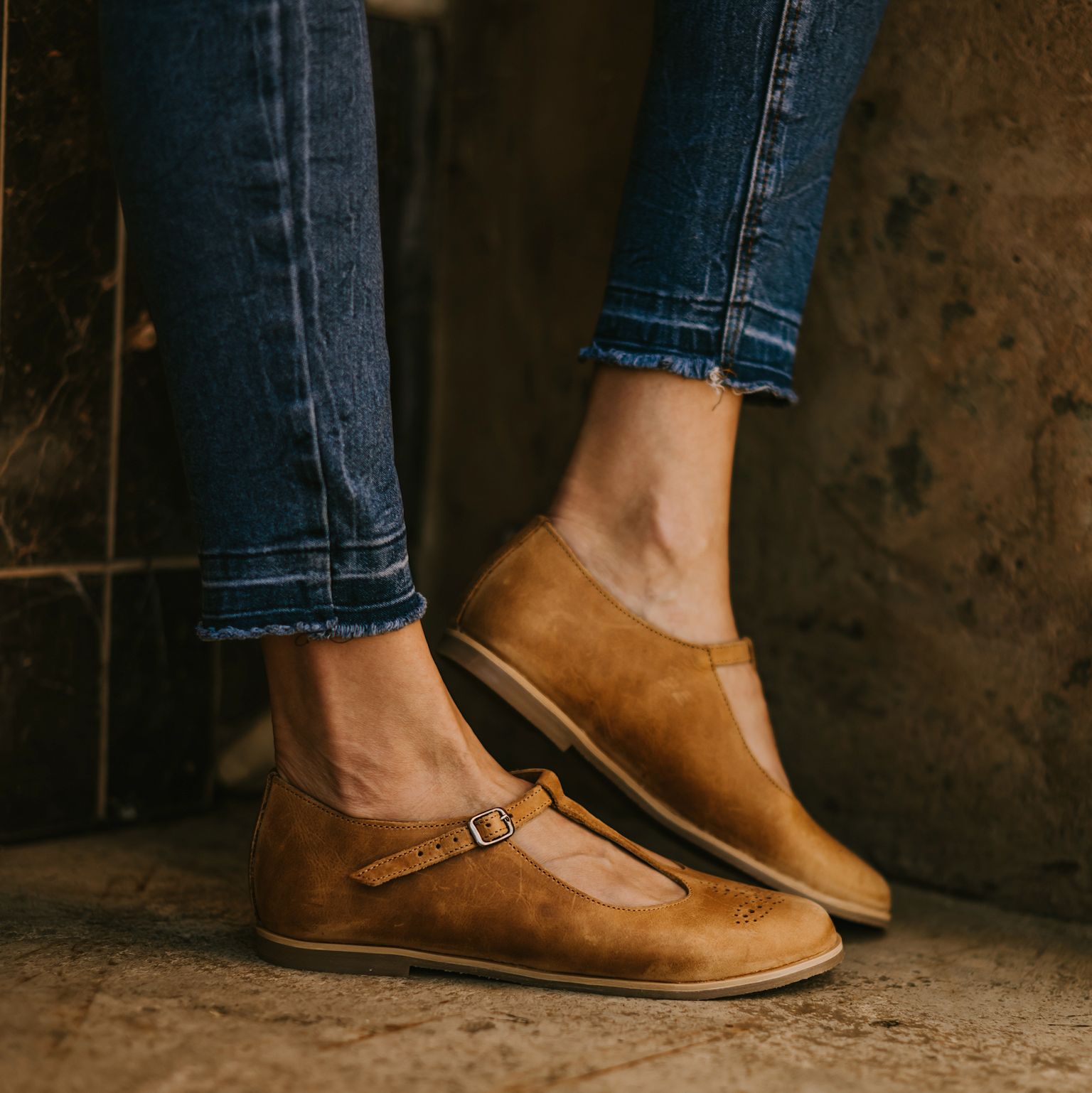 Lia Diesel with metallic detail - Image 6
