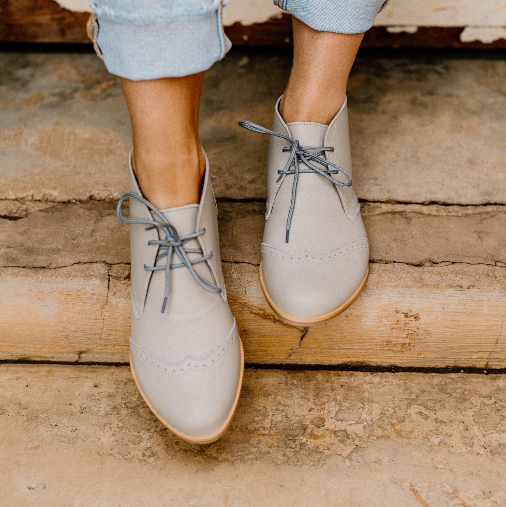 Taylor Stone Grey